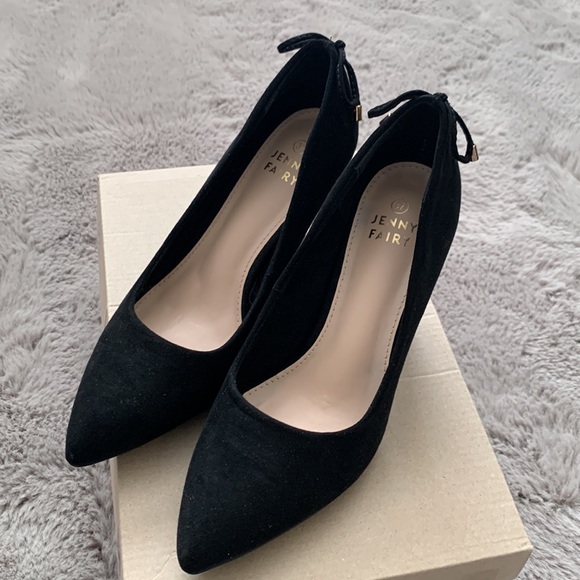 Classy black with bow and gold “3” heel. - Picture 5 of 5